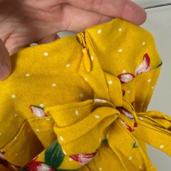 Guess Yellow Floral Wrap Skort Skirt Size Small Tie Waist Zipper Viscose Boho S - Picture 6 of 12
